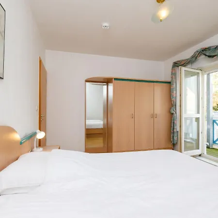 Kalisch By Interhome *